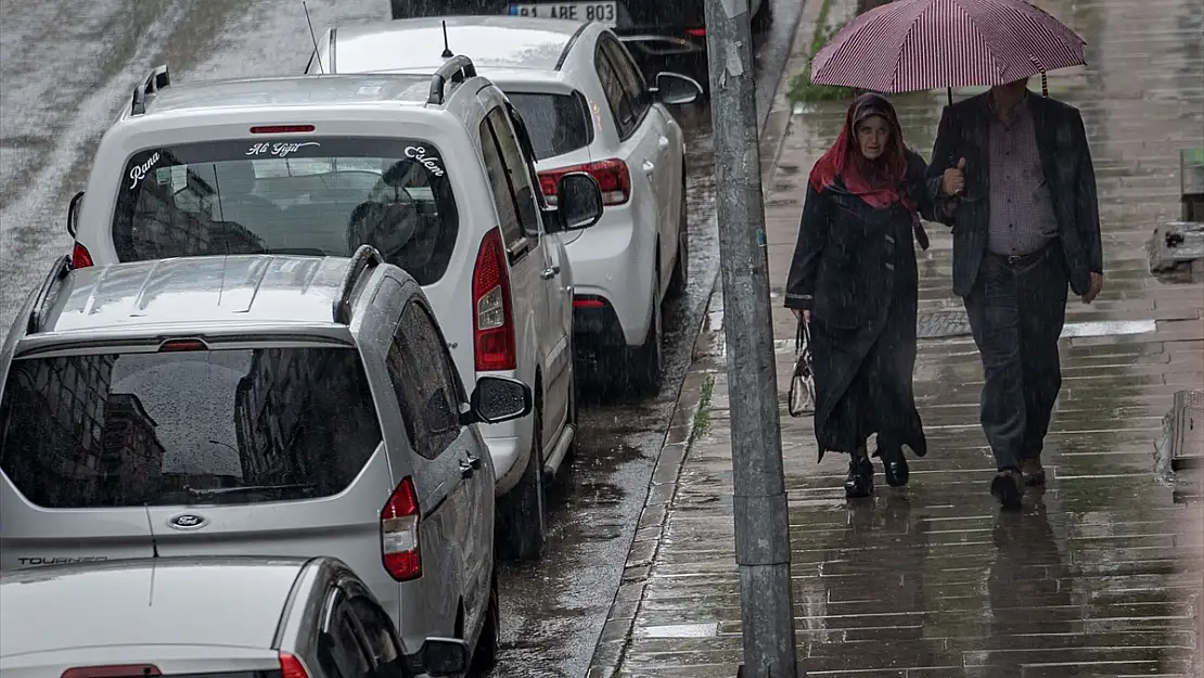 Erzurum'da sağanak etkili oldu