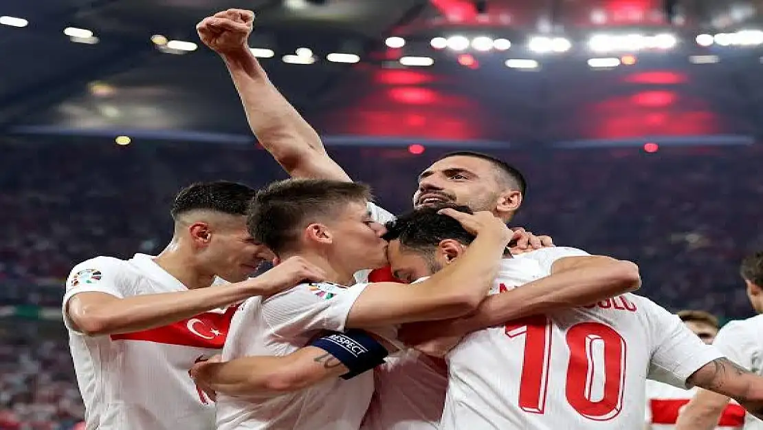 A Milli Futbol Takımı çeyrek finale yükseldi.