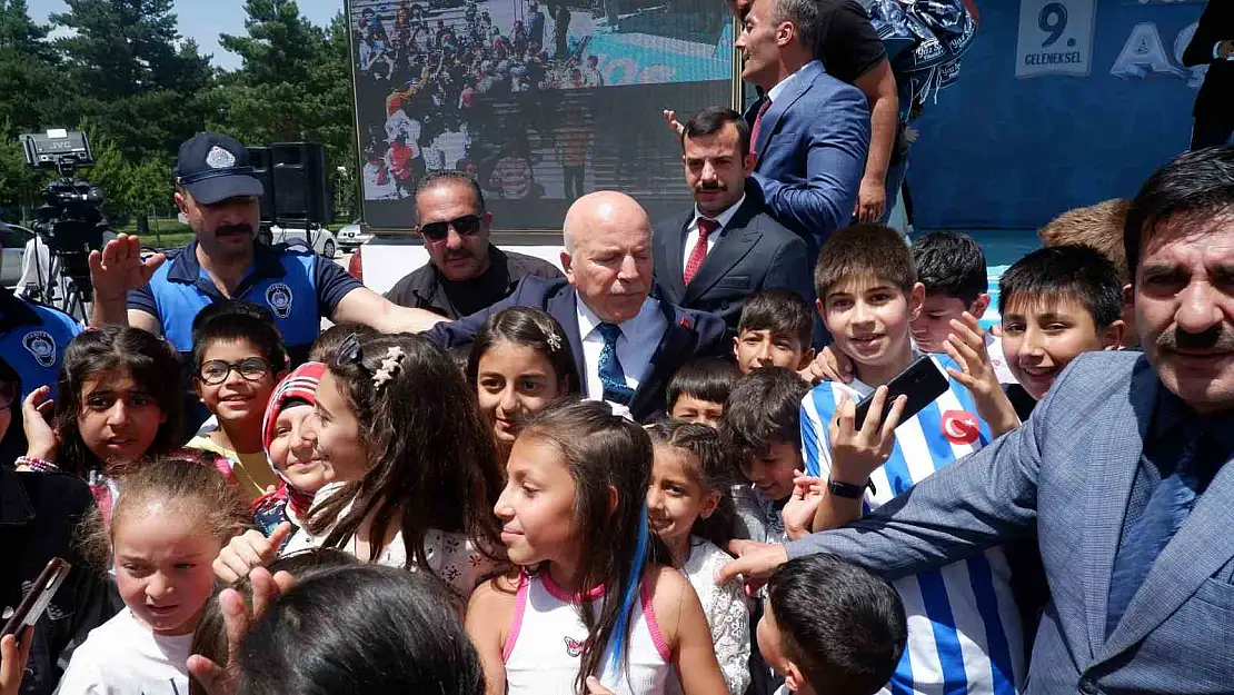 Erzurum'da çocuklara yaz okulu başladı