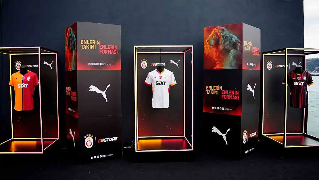 Galatasaray'ın yeni sezon formaları tanıtıldı