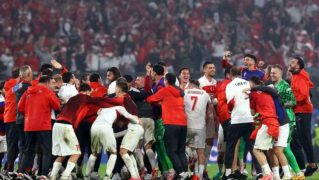 A Milli Futbol Takımı yarı final için Hollanda karşısında