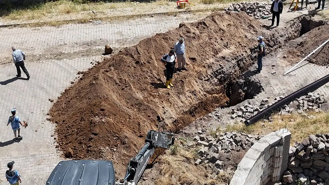 Patnos Belediyesi alt yapı çalışmalarına başladı