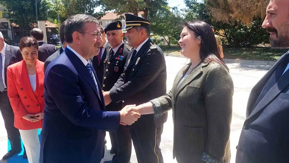 Cumhurbaşkanı Yardımcısı Yılmaz'dan tek haneli enflasyon açıklaması