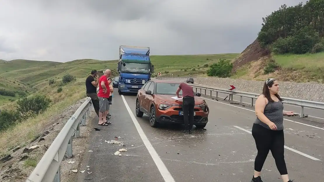 Erzurum'da zincirleme trafik kazası: 8 yaralı