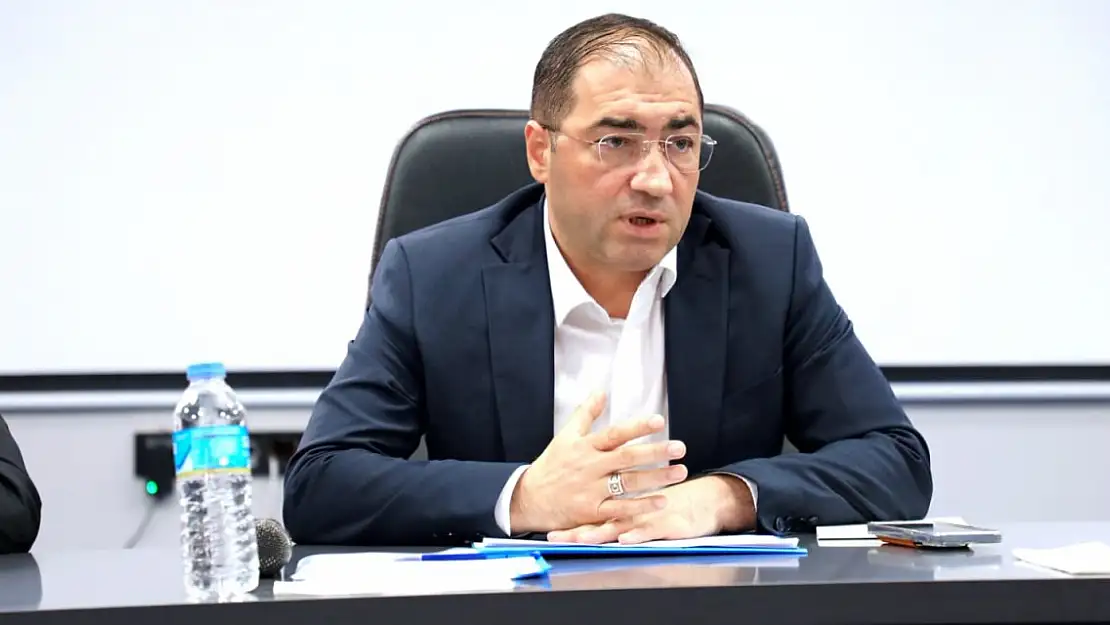 Çelebi antrenörlerden başarı istedi