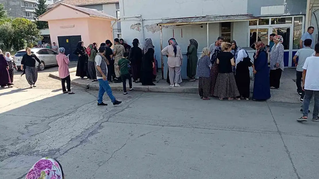Diyarbakır'da feci kaza: Baba öldü, oğlu yaralı