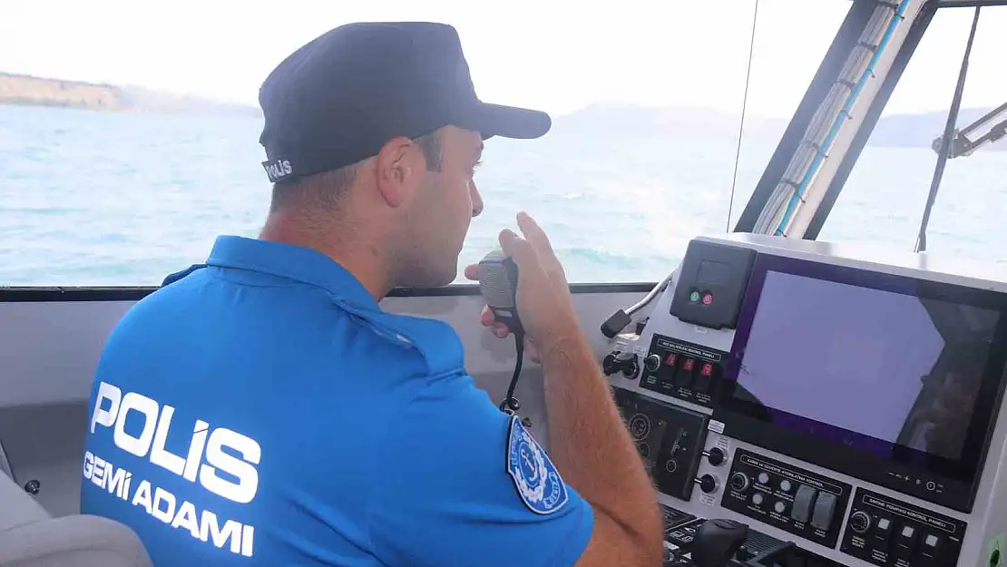 Van Gölü'nde kaçak avlanmaya geçit yok