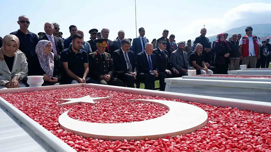 Erzurum'da 15 Temmuz şehitleri anıldı