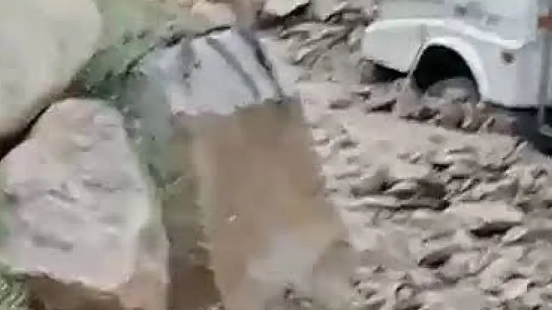 Erzurum'da Baraj kapakları patladı, taş ocağı su altında kaldı