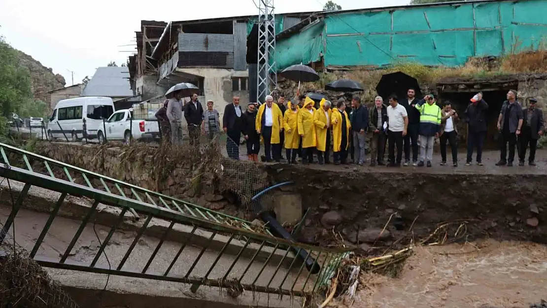 Erzurum Oltu'da sel felaketinin bilançosu ağır oldu