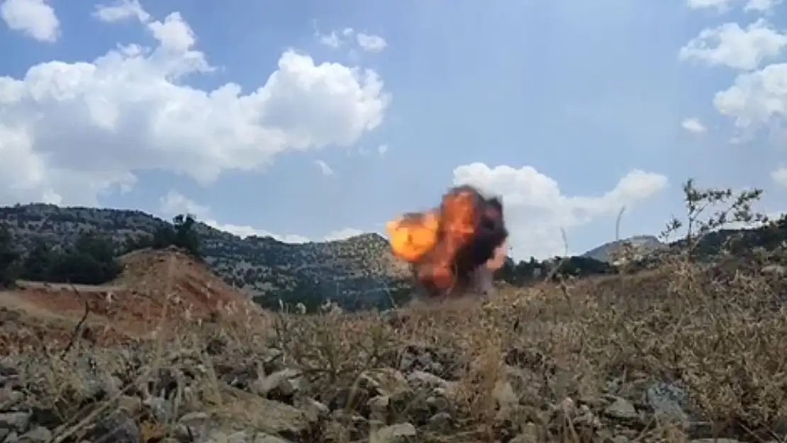 Diyarbakır'da yol kenarında el yapımı bomba bulundu