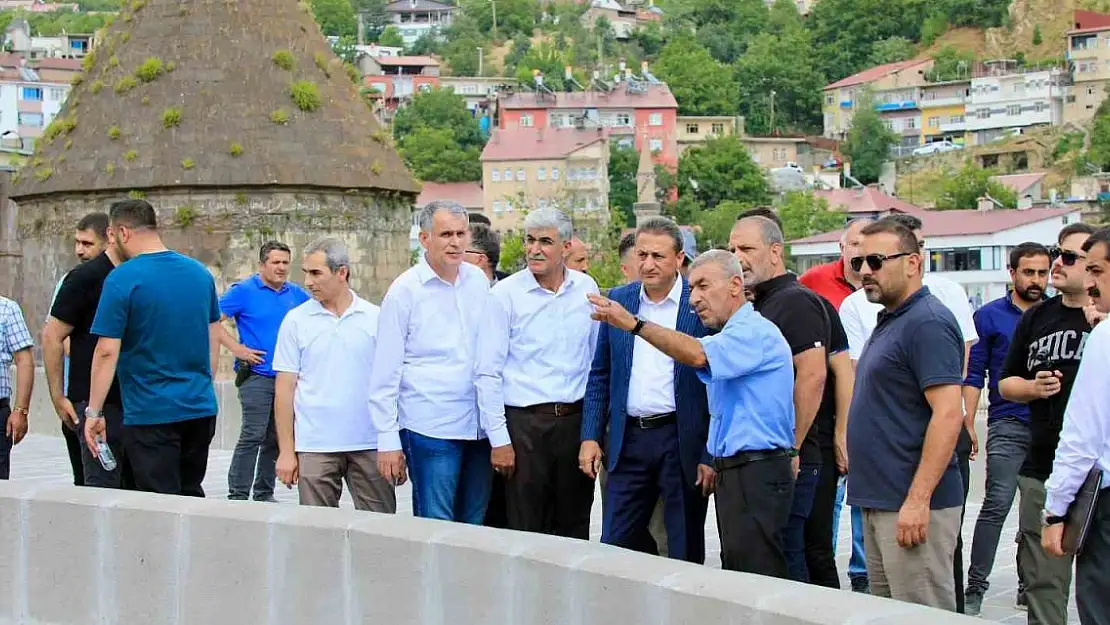 Bitlis Valisi dere üstü projesini yerinde gördü