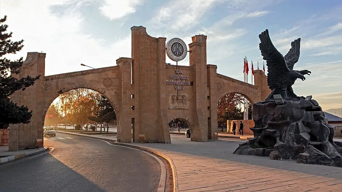 Atatürk Üniversitesi yaz okulunda 7 bin 273 öğrenci ders başı yaptı