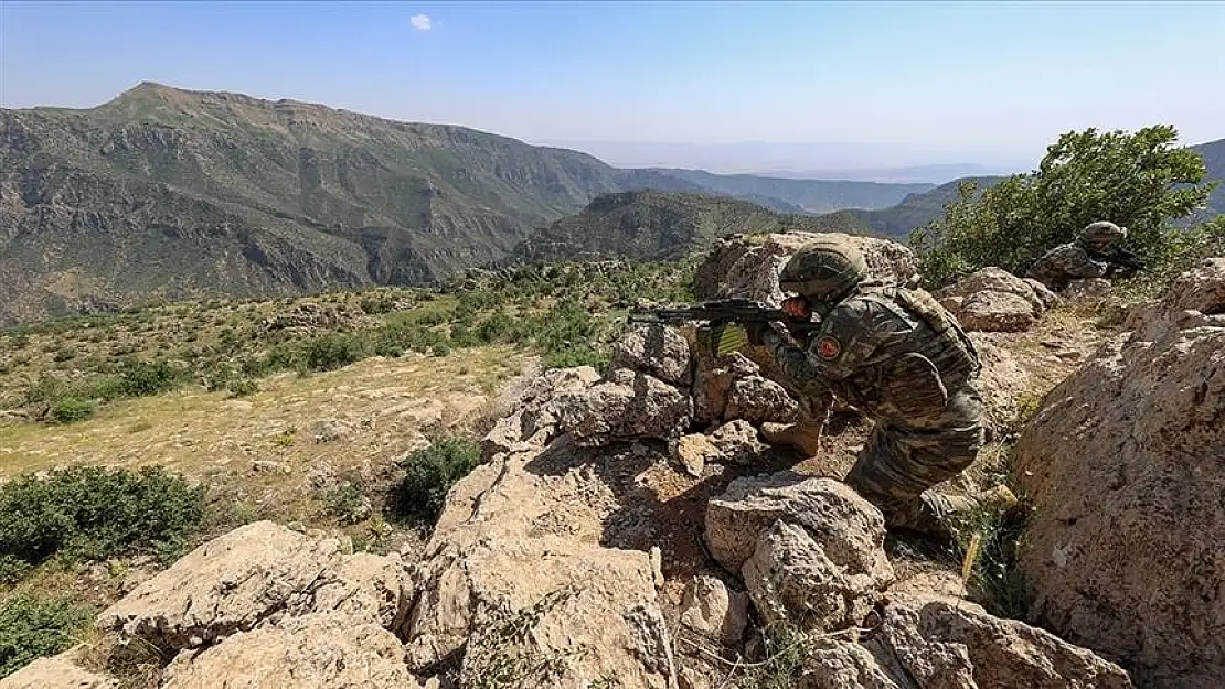 MSB'den terörle mücadele açıklaması: 1 Ocak'tan itibaren 1521 terörist etkisiz hale getirildi