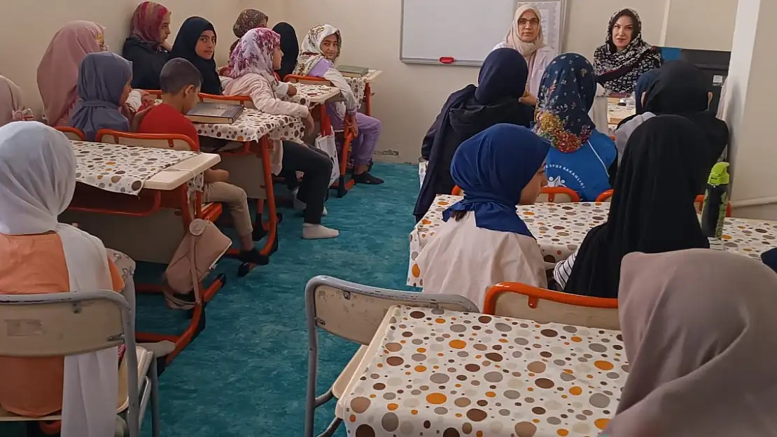 Doğubayazıt'ta Kur'an-ı Kerim'e Geçiş Sevinci