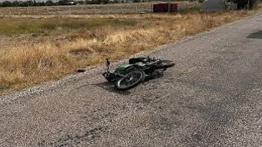 Kars'ta feci kaza: motosiklet sürücüsü hayatını kaybetti