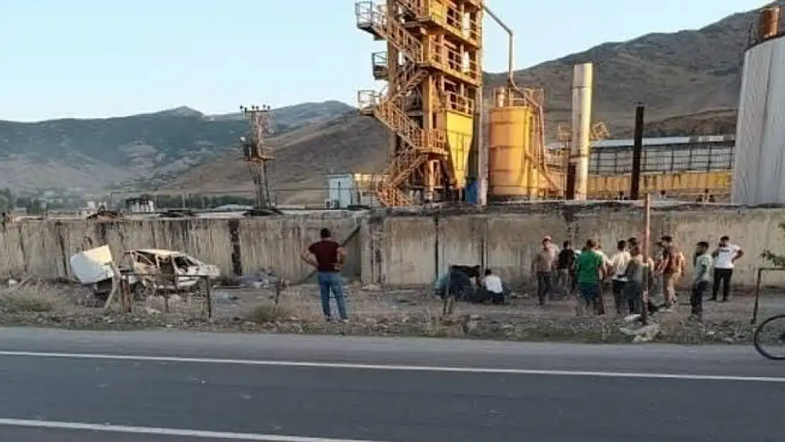 Muş'ta takla atan otomobil istinat duvarına çarptı: 7 yaralı