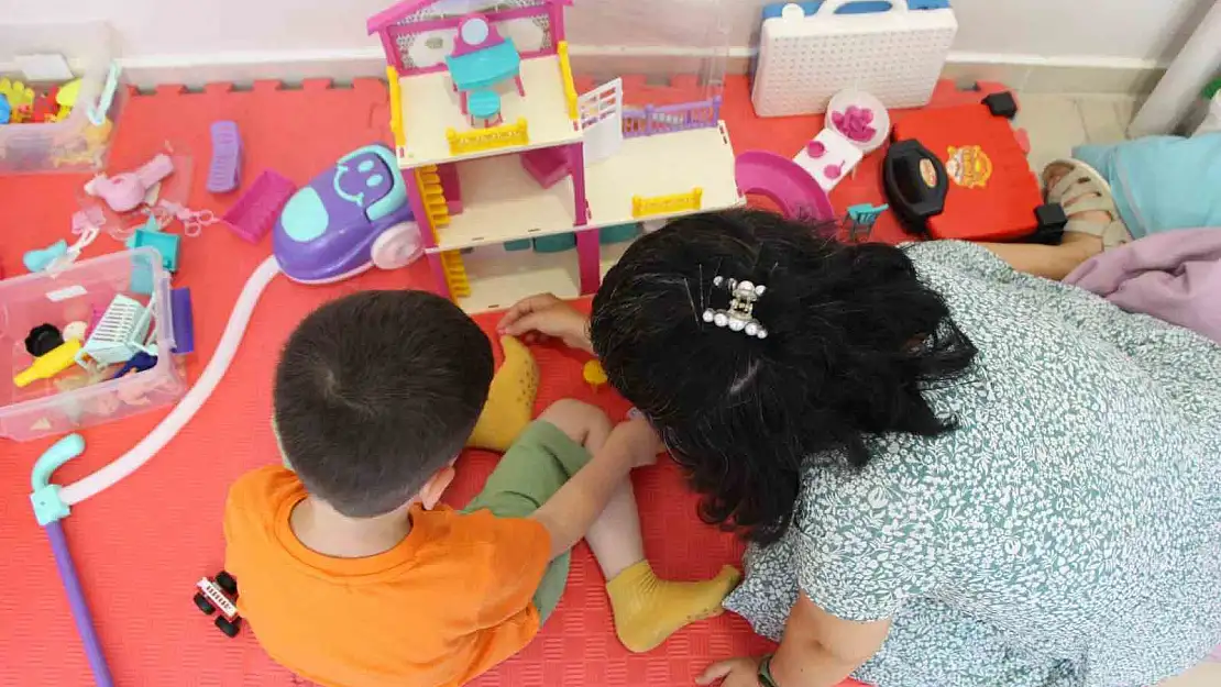 Türkiye'de son yıllarda çocuklarda konuşma problemleri artıyor