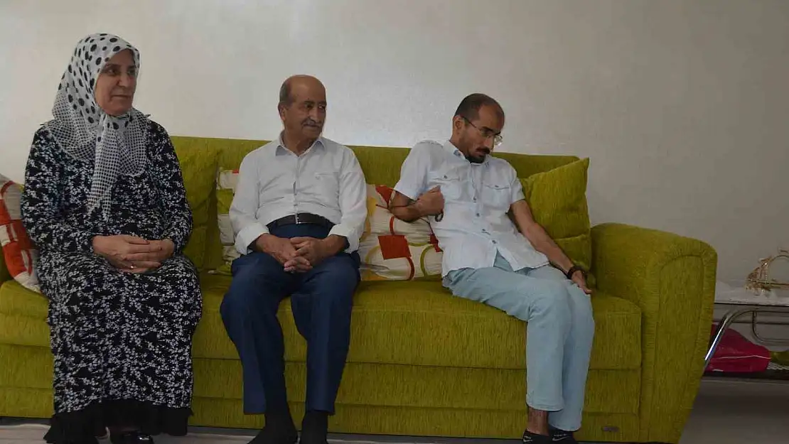 Bitlisli annenin evladına 42 yıllık fedakarlığı