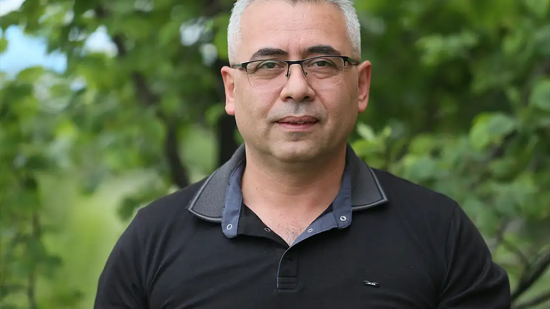 Kars'ta Öğretim Üyesi Doç. Dr. Uğur Akbaba'dan yıldırım uyarısı