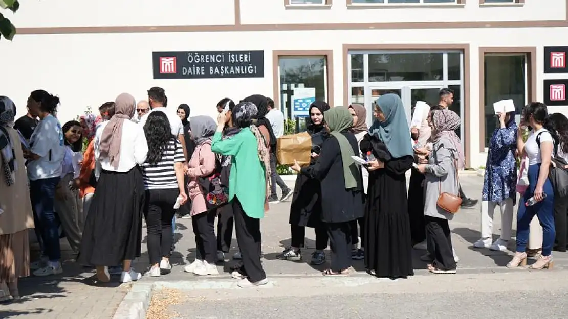 Muş'ta KPSS Öğretmenlik Alan Bilgisi sınavı heyecanı başladı