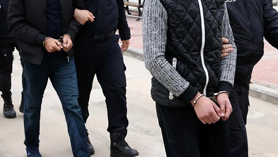 Van'da çeşitli suçlardan 52 kişi tutuklandı