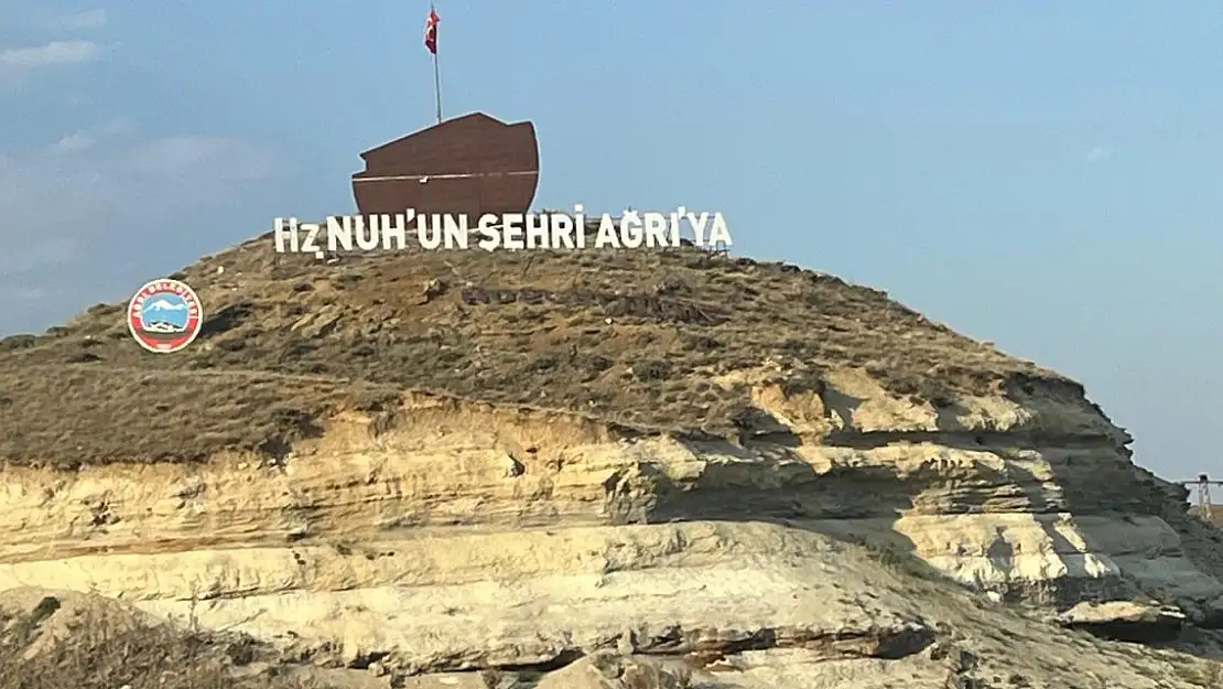 Ağrı'da 'Hoşgeldiniz' yazısındaki sorun dikkat çekiyor