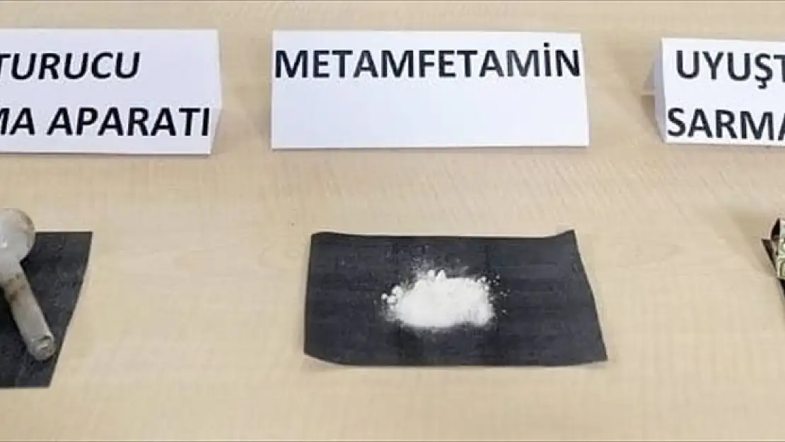 Kars'ta durdurulan araçta uyuşturucu yakalandı