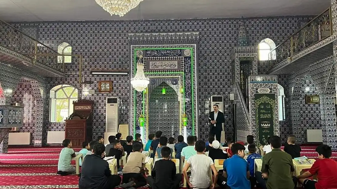 Doğubayazıt'ta Bilinçlendirme Seminerleri