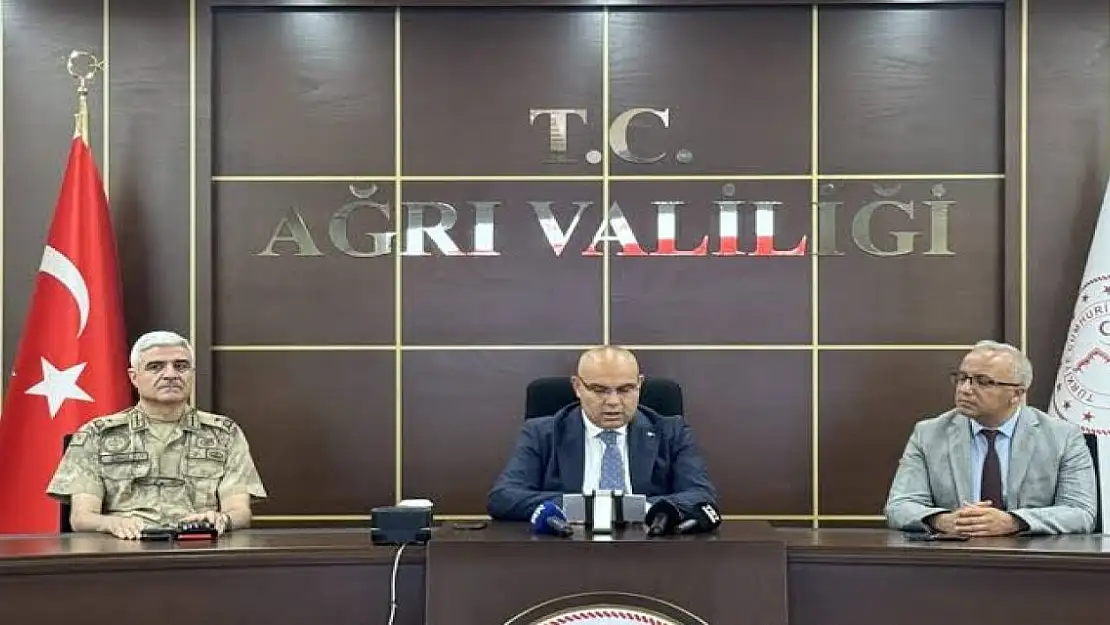 Ağrı'da geçen ay sınır hattından 966 düzensiz göçmenin ülkeye girişi engellendi