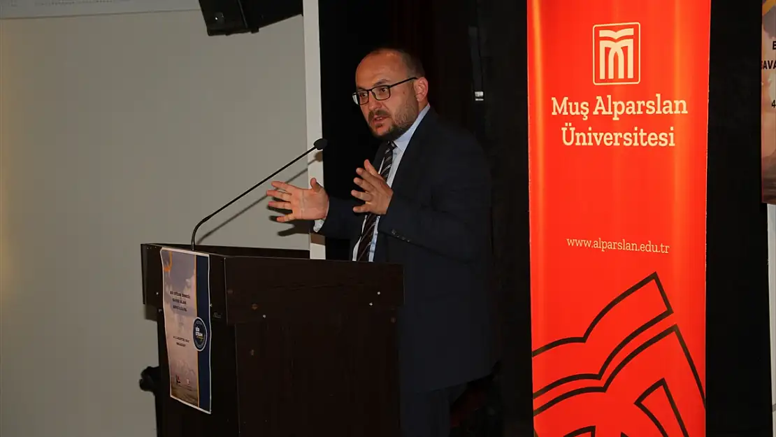Muş'ta arkeologlar Malazgirt tarihi için bir araya geldi