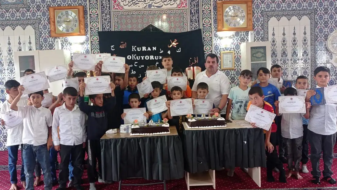 Hacı İbrahim Gül Camii Yaz Kur'an Kursu Sona Erdi
