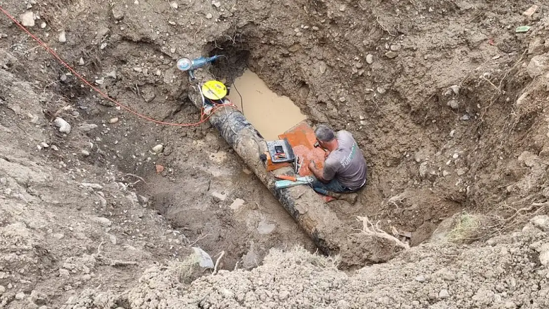 Eleşkirt'te su şebekesi arızası giderildi