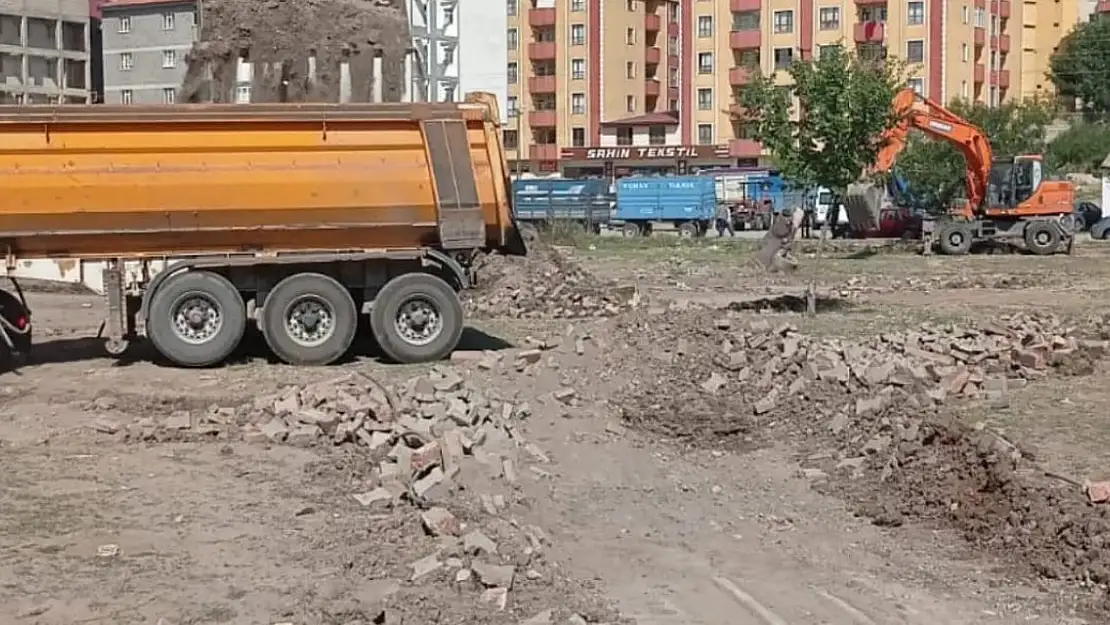 Ağrı'da 6 dönüm üzerine park yapılıyor