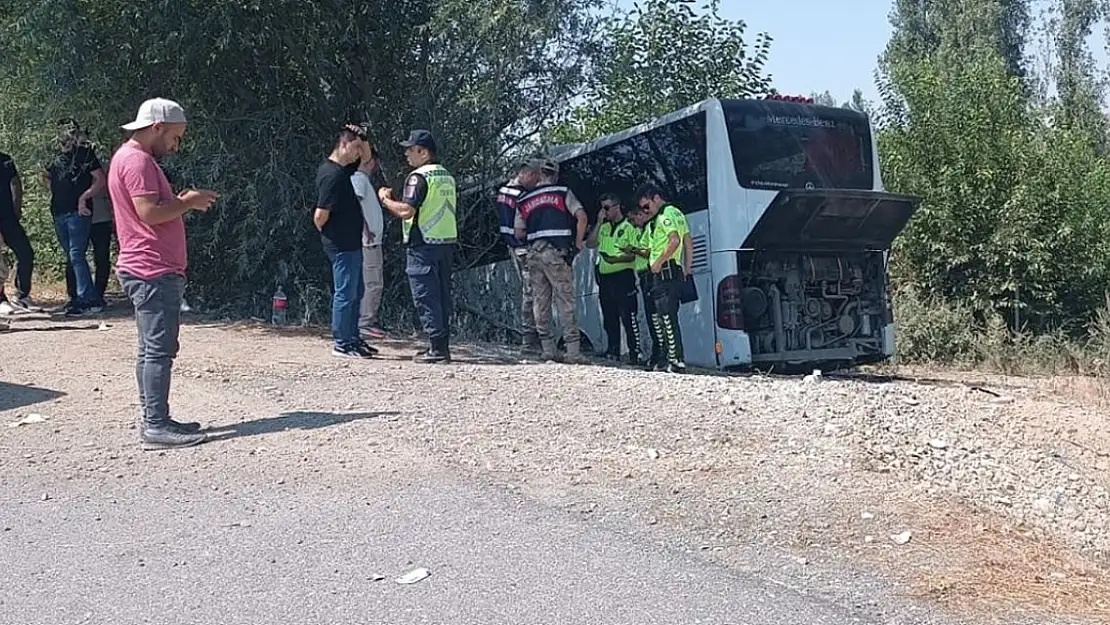 Iğdır'da yolcu otobüsünün yaptığı kazada yaralı sayı 14'e yükseldi