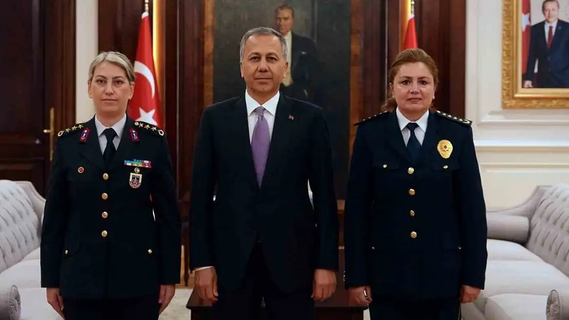 Bakan Yerlikaya: 'Ülkemizin huzur ve güvenliğini kadın erkek el birliğiyle sağlamaya devam edeceğiz'