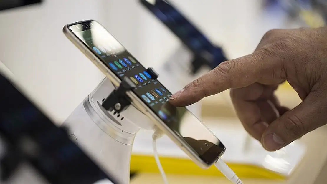 Telefon kiralayacak olanlar dikkat: Uzmanı yardı
