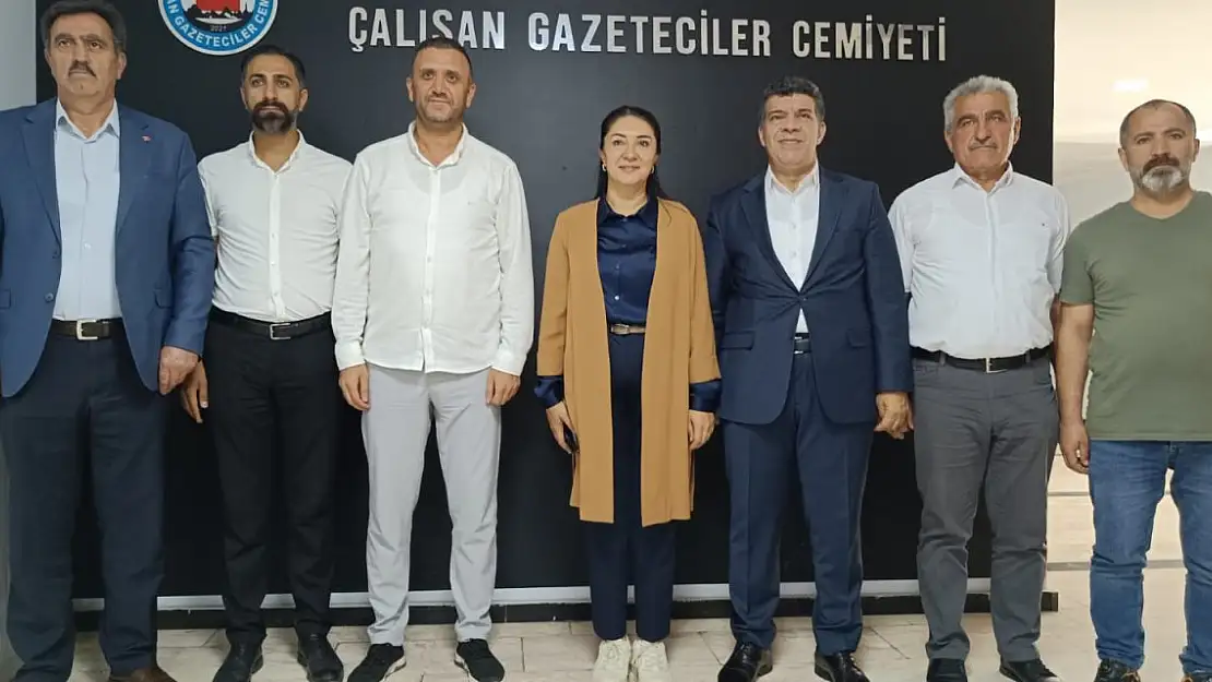 AK Parti'den Başkan Genç'e ziyaret