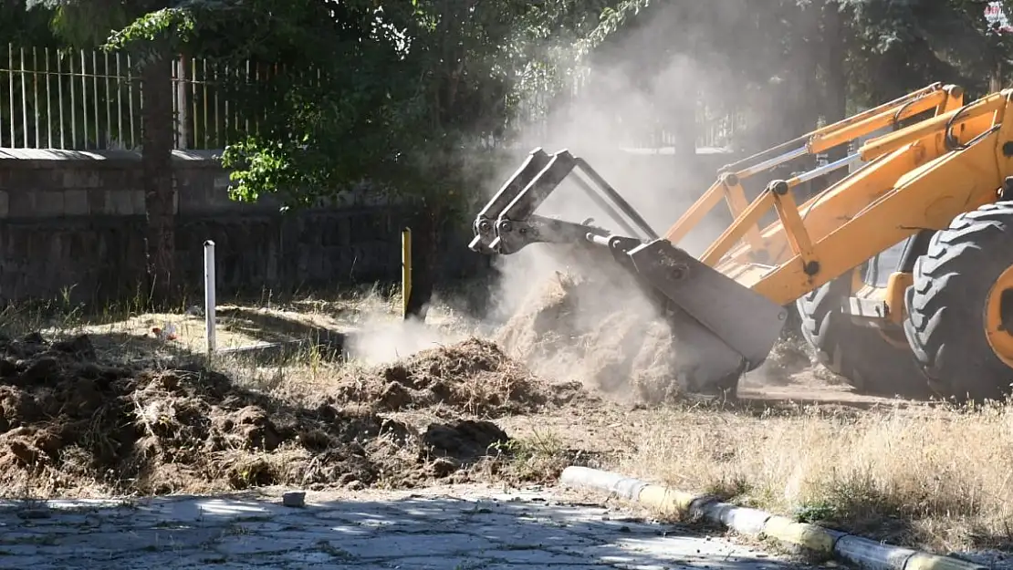 Patnos'ta Selçuklu Parkı Yeniden Hayat Bulacak