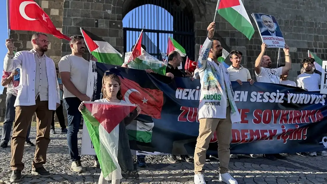 Erzurum'da 'sessiz yürüyüş'
