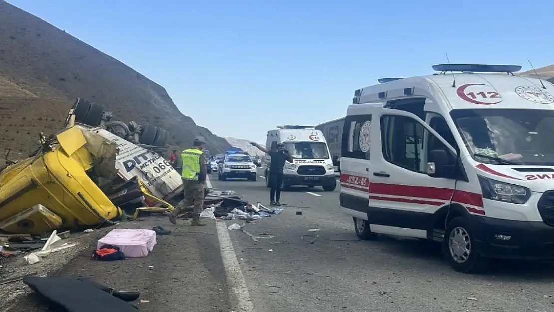 Ağrı'dan giden 4 kişinin öldüğü kazanın ayrıntıları belli oldu