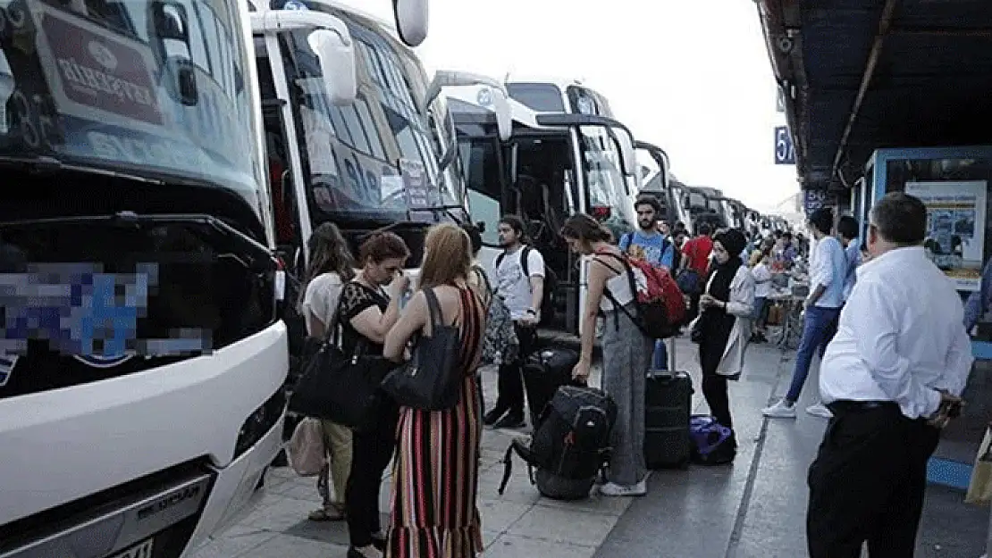 Üniversite öğrencilerine müjde: Ulaşım Desteği bu yıl da devam edecek