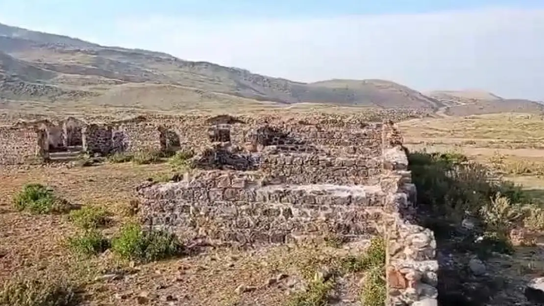 İşte Ağrı Dağı'nda yer alan Rus Kışlasının son hali