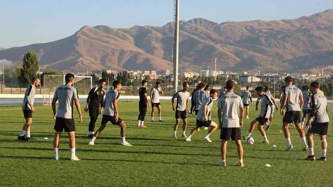 Muşspor FK şampiyonluk parolasıyla başlıyor
