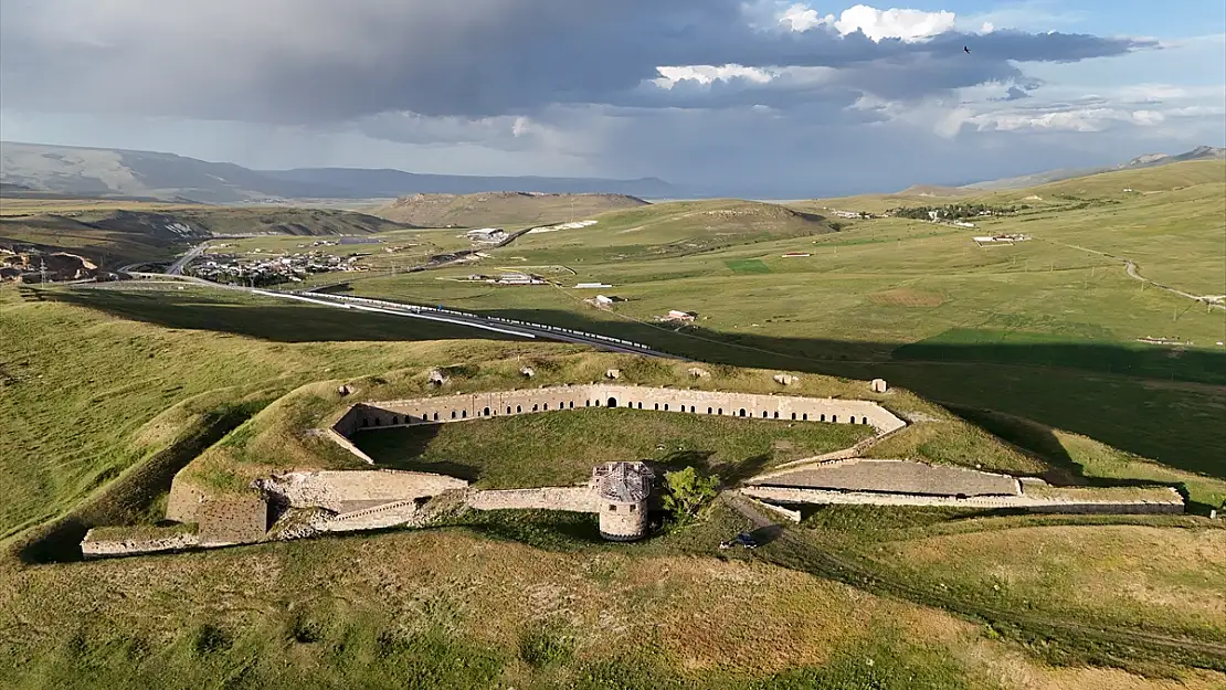 Erzurum'un asırlık tabyası Sivişli ihtişamını kaybetti