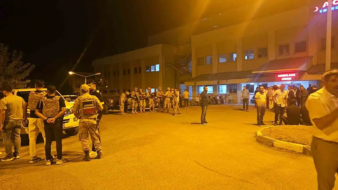 Muş'ta iki aile birbirine bıçakla saldırdı: 6 yaralı