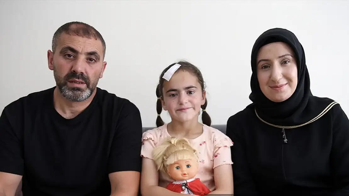 Bitlisli minik Ada tedavi için İstanbul'a götürüldü
