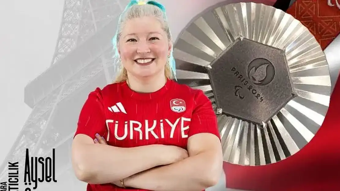 Aysel Özgan, gümüş madalya kazandı