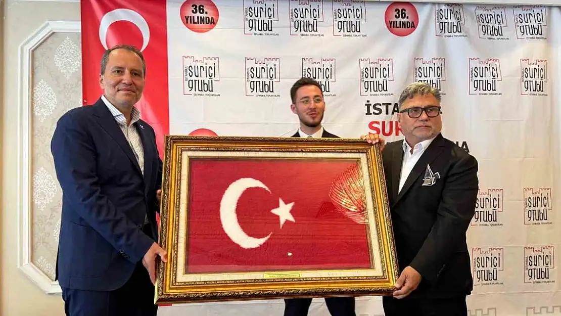 Fatih Erbakan: 'Türkiye'nin İslam alemine öncülük etmesi lazım'