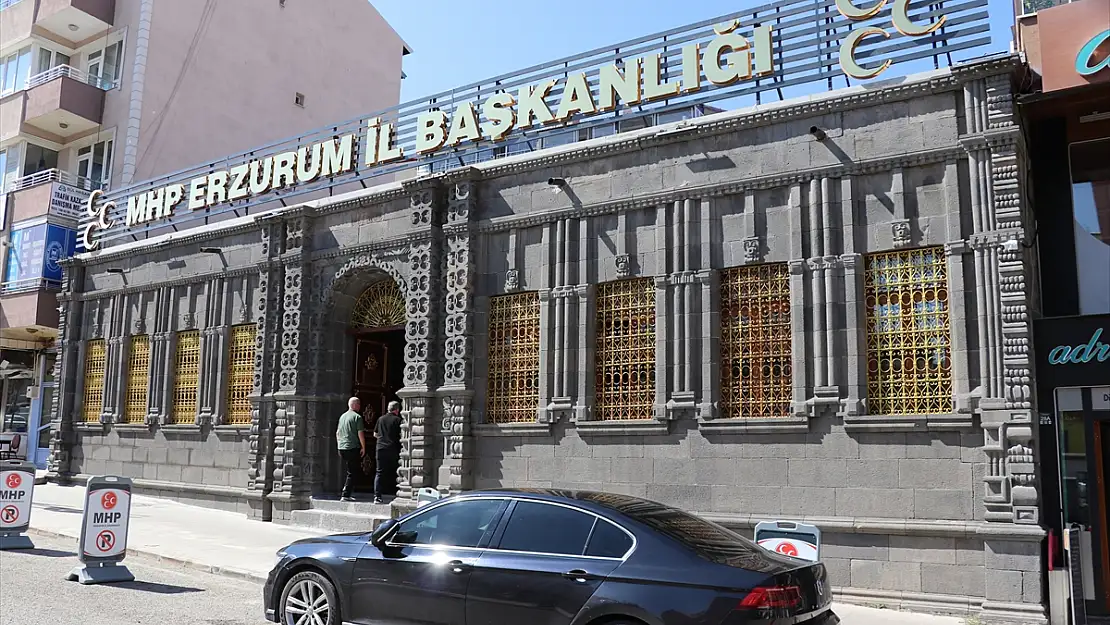 Erzurum'da asırlık konak MHP İl Başkanlığı binası oldu